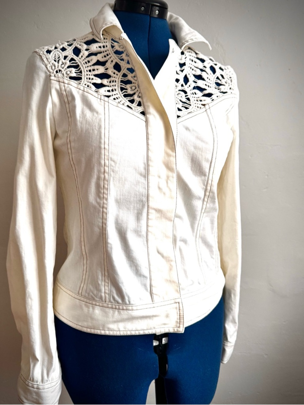 Vintage Peck & Peck Cream Crochet-Yoke Jean Jacket